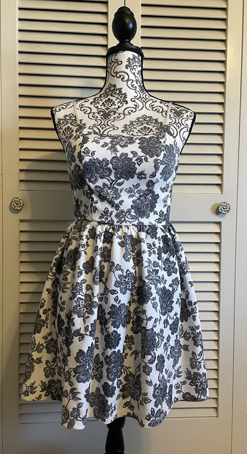 Honey & Rosie Dress Size Medium Black and White E… - image 1