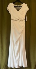 David's Bridal Size 4 Elegant Soft White Wedding Dress - New with Tags