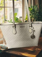 Michael Kors Sheila Large Handbag Purse Shoulder Tote Bag White MK Signature