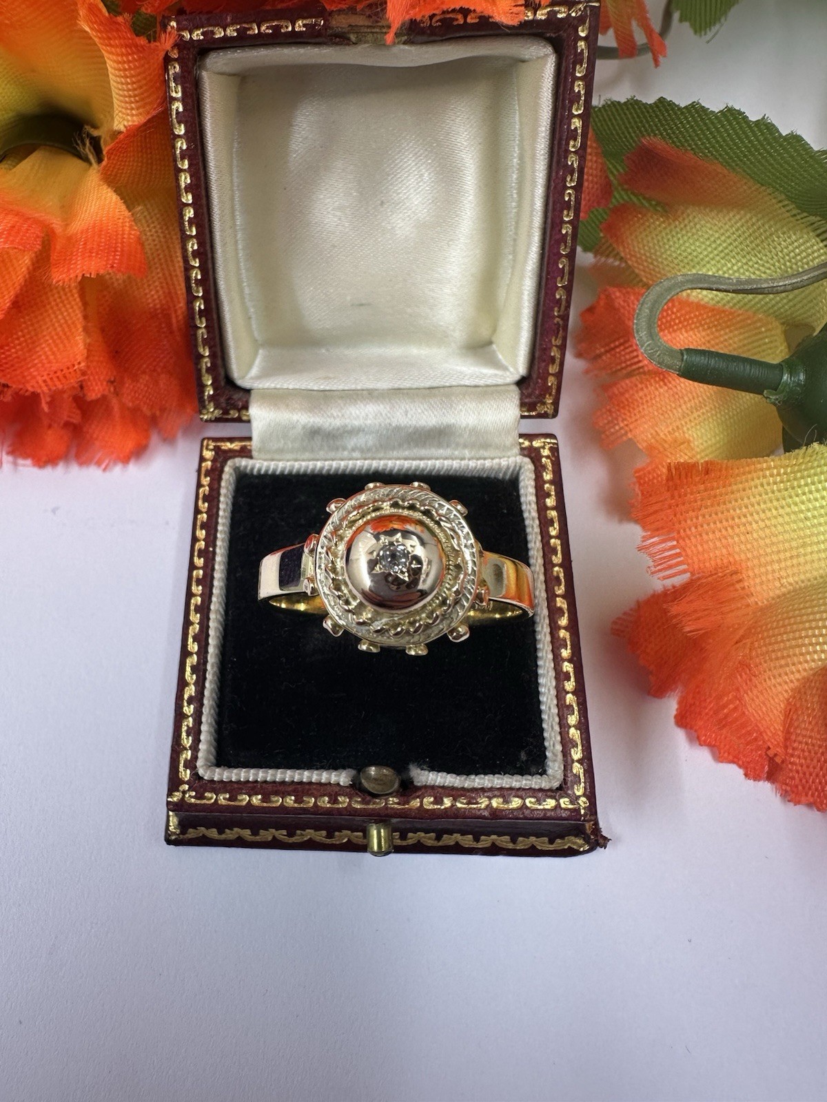 Antique 18ct/diamond Fancy Gold Ring