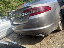 Pare-choc arrière Jaguar XF