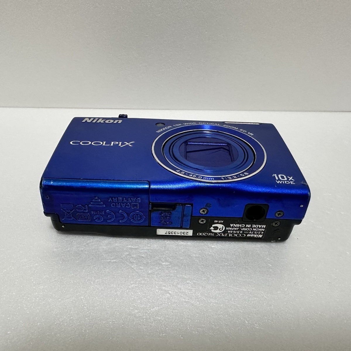 Nikon COOLPIX S6200 16.0MP Digital Camera - Silver for sale