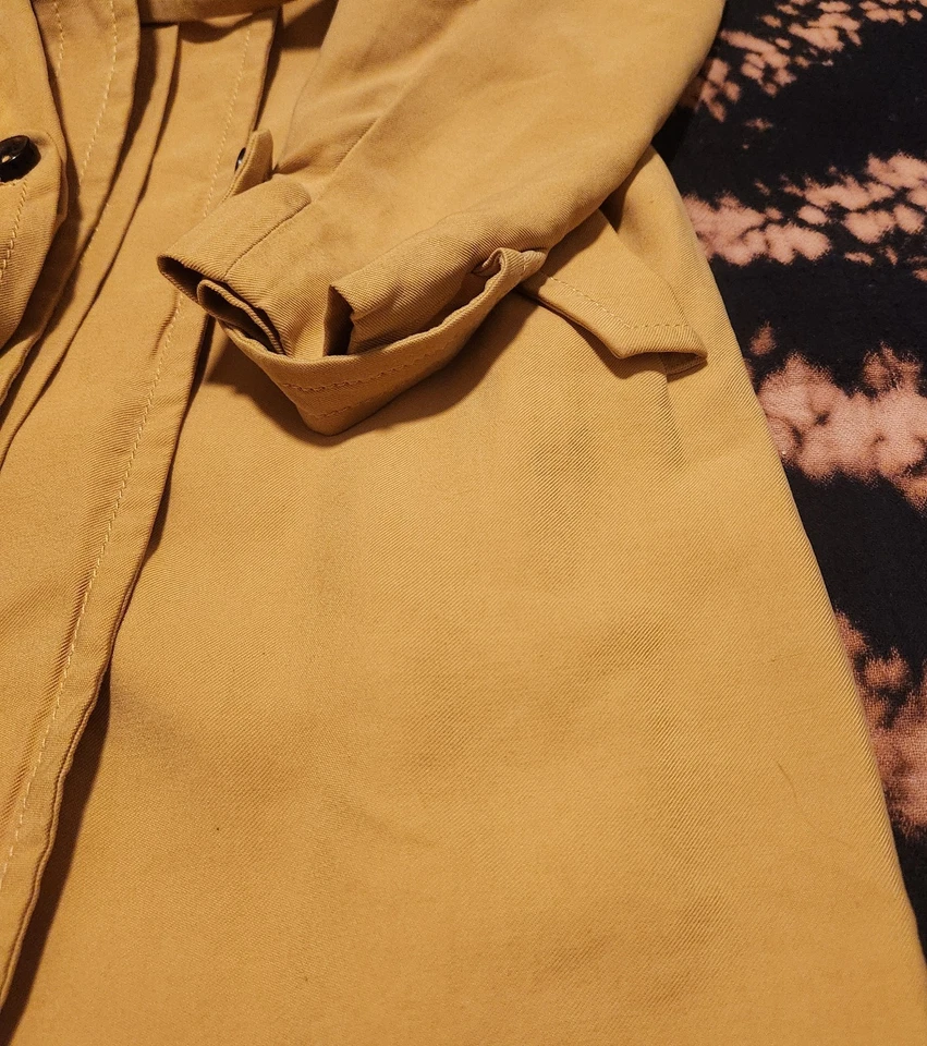 Gabardina Express Mostaza Botón Único Buttery Suave Luz Cinturón Talla M Foto 4 de 4