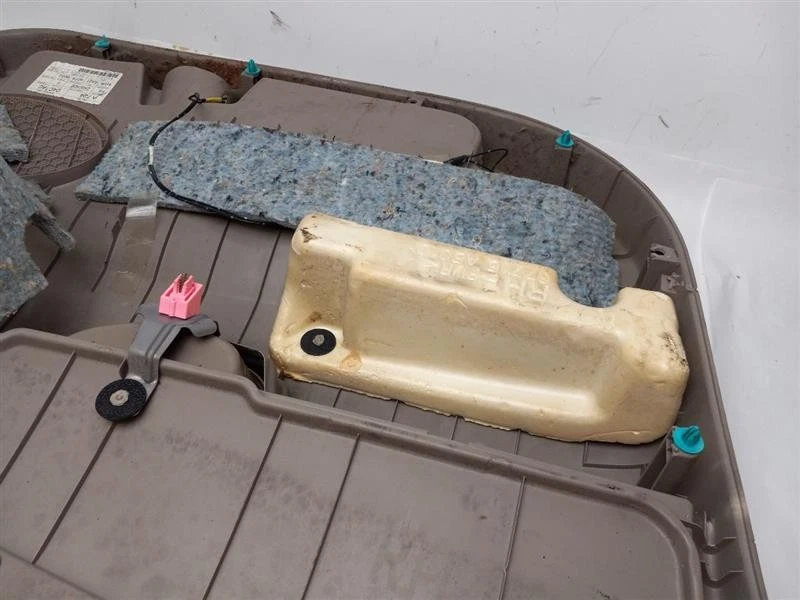 FRONT PASSENGER DOOR TRIM PANEL fits TOYOTA SIENNA 2004 - 2010 OEM - Image 2 of 4