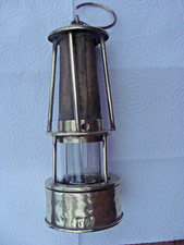 ANCIENNE LAMPE DE MINEUR CLANNY(GEOMETRE)