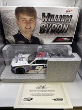 9 WILLIAM BYRON 2017 LIBERTY UNIVERSITY AUTOGRAPHED 1 24 ACTION COLOR B1