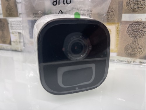Cámara de seguridad Arlo Go VML4030 (VML4030-200NAS) (B1) - Imagen 3 de 10
