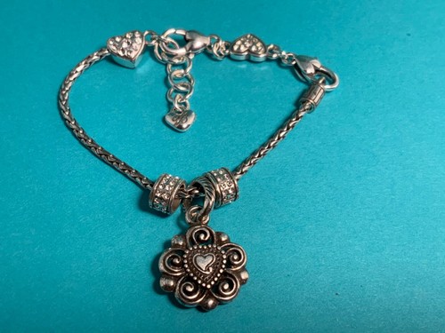 🌸 Pulsera Brighton Plata Cristal Corazón Dije Con 3 Dijes (B23) 🌸 - Imagen 6 de 10