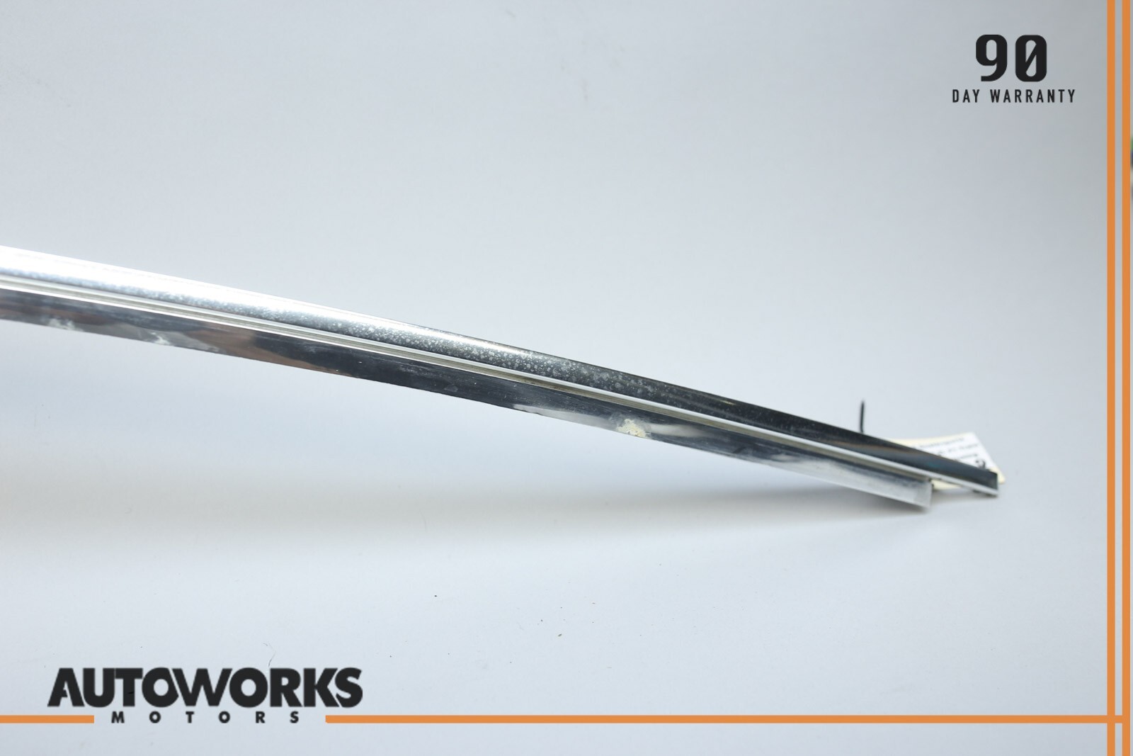 04-08 Maserati Quattroporte M139 Rear Right Door Glass Cover Trim Molding OEM