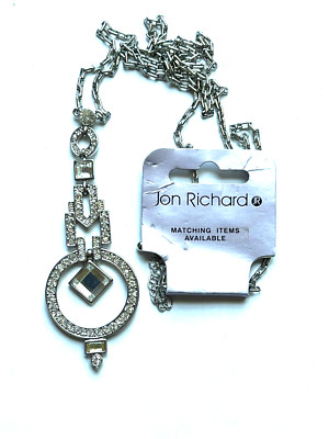 PG3298 UNIQUE VINTAGE STYLE SILVER TONE CRYSTAL PENDANT