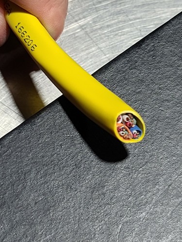Cable de control de acceso totalmente blindado Carol 4EPL4S 18/4C+22/4C CMP/50 ft - Imagen 6 de 9