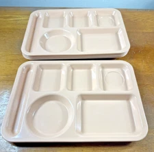 5 Divided Plastic Food Trays 6 Compartments School Lunch Cafeteria Style Peach