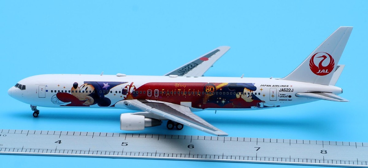 JC-WINGS200 JAL B767-300ER JA612J Happiest Celebration S=1 JC-WINGS200 JAL B767-300ER JA612J Happiest Celebration S=1