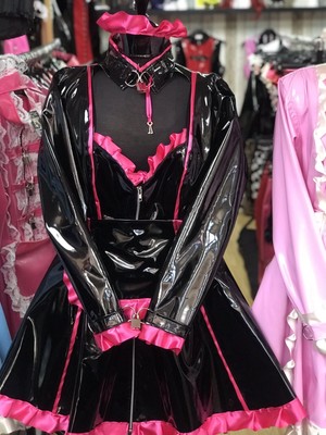 Misfitz blk PVC & hot pink satin lockable Sissy Maids Dress.  SIZE  18.  CD Goth