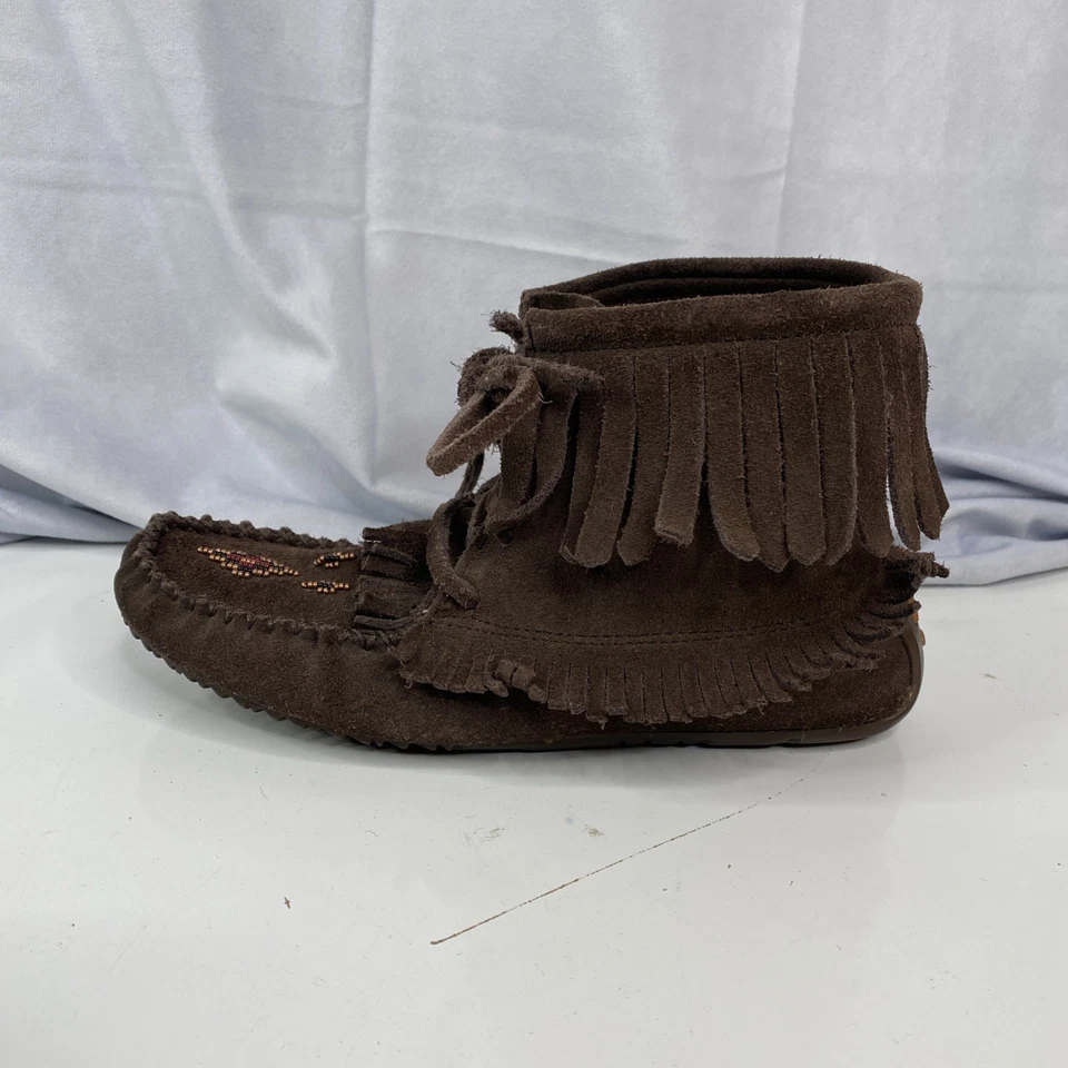 Cosechadora Manitobah Mukluks Vibram cuentas L7 M5 EU38 Orgullosamente Indígena Foto 4 de 4