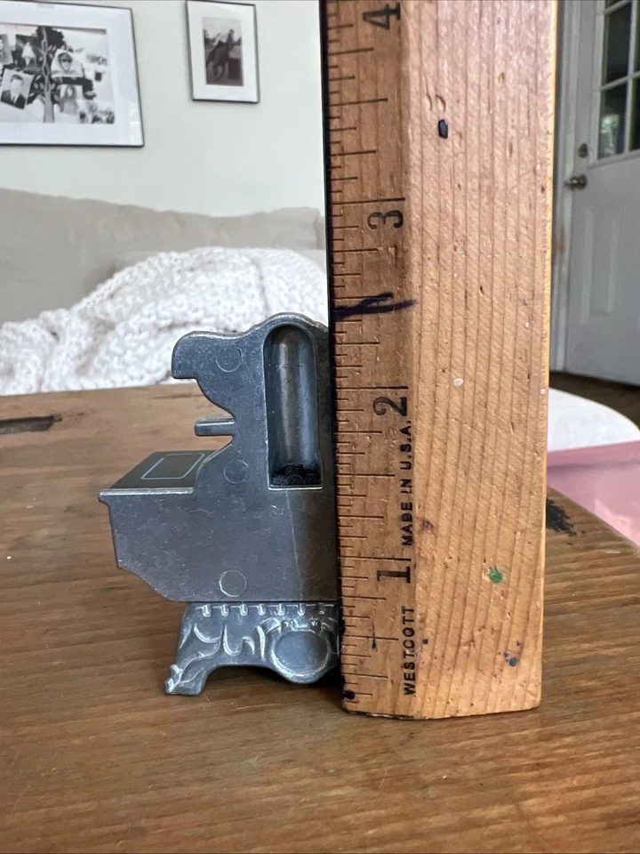 Vintage 1980 Mattel The Littles Metal Die Cast Doll House Furniture Lot of 4 - Image 4 of 4