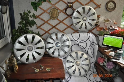 4 X Orig Mercedes Radkappe 15 Zoll. CLA A Kl W176,177 A2464000025 - Bild 1 von 4