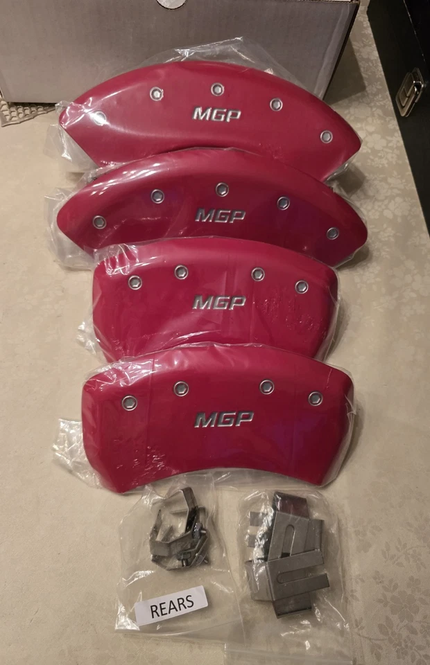 Cubiertas de pinza de freno rojas MGP 28180SMGPRD para Hyundai Sonata 2015-2019 Foto 4 de 4