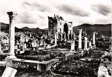 CPM MAROC VOLUBILIS. Maroc. Maison a l'Ephebe et Arc de Triomphe (342560)