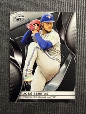 Topps 2025 Topps Chrome Black José Berríos #82 Baseball