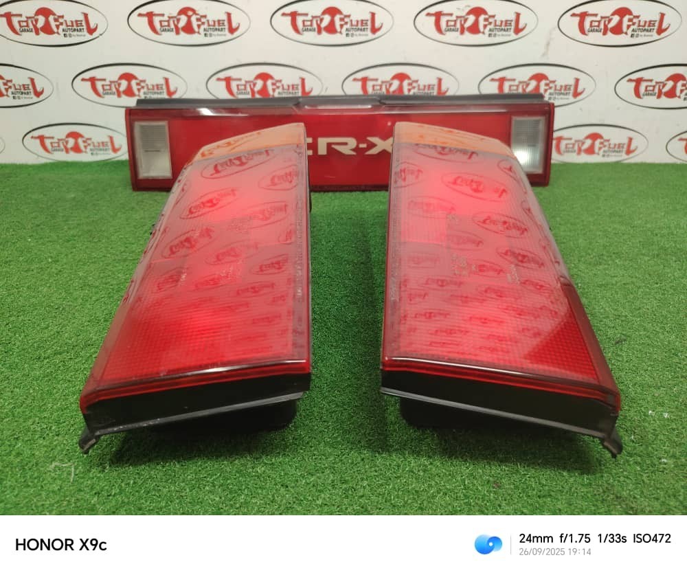 JDM Honda CRX EF6-EF7 88-89 OEM Stanley Taillight Set With