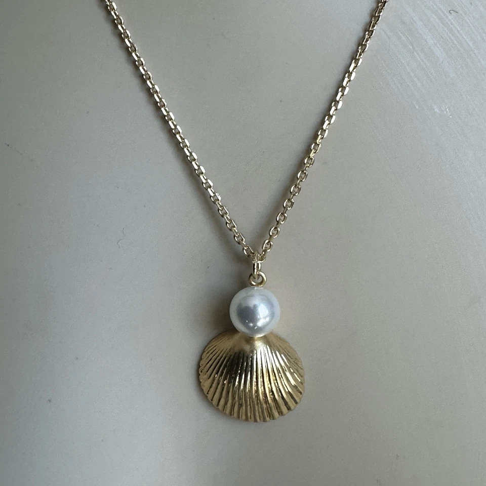 Collar Colgante Kate Spade 17" Arrecife Tesoro Faxu Perla Concha Tono Dorado Nuevo con Etiquetas Foto 3 de 4