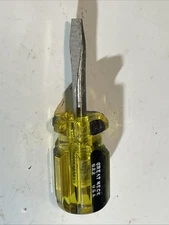 Vintage Great Neck Stubby Screwdriver Flathead G22 Made In USA