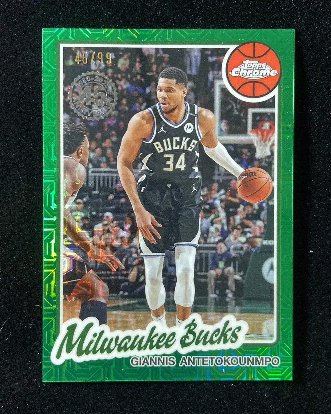 2025-26 Topps Chrome 45th Bucks Giannis Antetokounmpo 45/99 Green Mojo #TC-GA HD