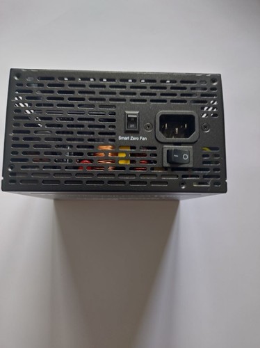 Thermaltake Toughpower GF A3 1200W PC-ATX-3.0-Netzteil PCIe Gen 5.0 80-Plus-Gold - Bild 6 von 16