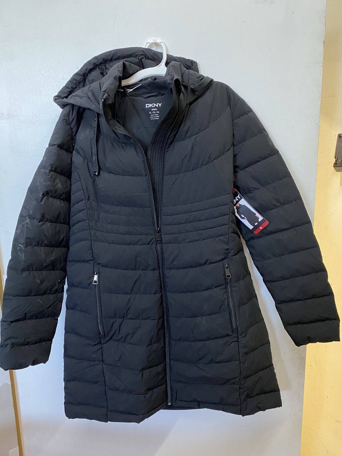Dkny Women's Quilted Water Resistant Hooded Down Coat (Black, Xl)