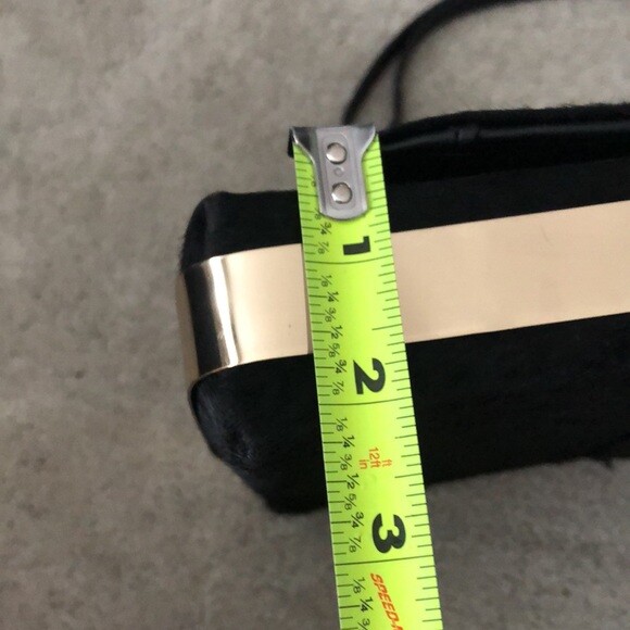 Picture 6 of 12