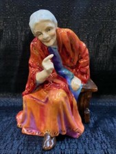 Royal Worcester THE FORTUNE TELLER by Freda Doughty #2924 GREAT CONDITION