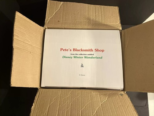 Neu im Karton Pete's Blacksmith Shop - Disney Winter Wonderland brandneu nie benutzt!! - Bild 11 von 11