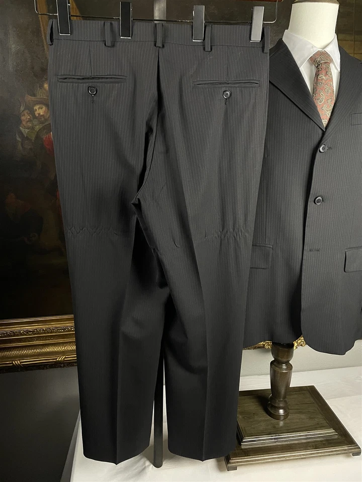 Oscar De La Renta 40L 34 x 30 100% Wool Perfect Press 2Pc Black Pinstriped Suit - Image 3 of 4