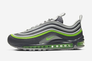 neon green air max