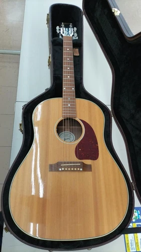 Gibson J-45 Studio Eco