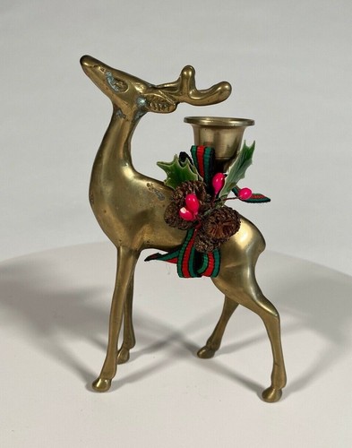BRASS BUCK REINDEER FIGURE CANDLE HOLDER HOLLY PINECONE HOLIDAY DECOR VINTAGE - Picture 9 of 10