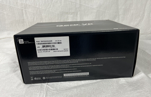 SAMSUNG Gear VR (2017 Edition) with Controller for Galaxy S8 New Open Box - Picture 5 of 8