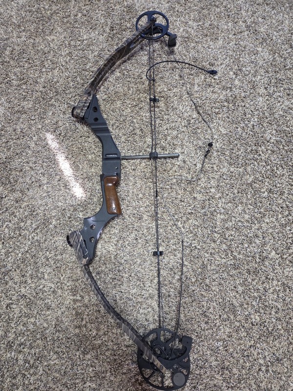 Mission X3 Right-Hand Camo/Black Bow Hunting Compound Bow 60lb 27in (PARTS BOW!)