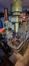 S&auml;ulenbohrmaschine