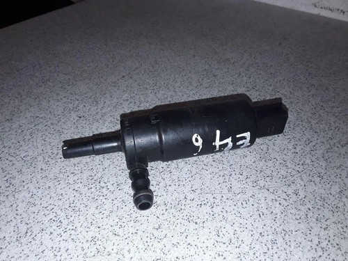 BMW 3 Touring E46 Scheinwerferwaschmotor 8377430 2.93 Diesel 2002 33745150