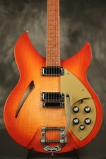 1997 Rickenbacker 330 mod w/Bigsby/Gold Guard...