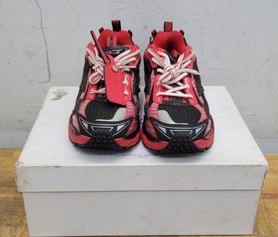 Off-White, Be Right Back, Unisex Sneakers, Black/Red, Size 41 EU (US 8) - USED
