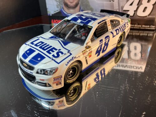 Jimmie Johnson #48 Lowe's White 2013 Chevrolet SS 1:24 Lionel 828 Champ Year - Picture 14 of 17