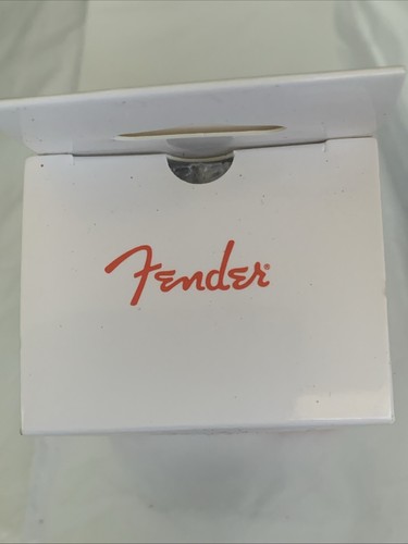 Fender FT-1 Pro Clip-On Chromatic Tuner Guitar-Ukulele-Bass ,Violin-W / battery - Picture 2 of 9