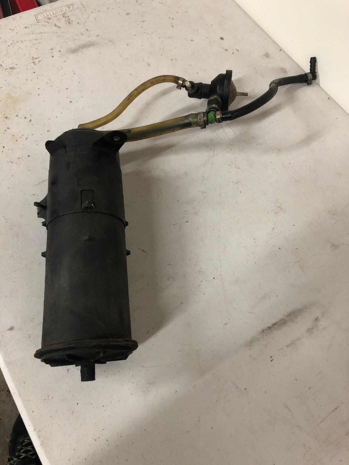 Vw Gti Charcoal Canister 175201901 And Tubes With Valve 035133517 eBay
