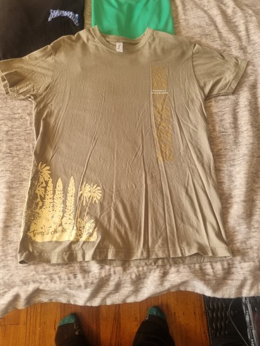 Mixed 4 X T-shirts. Size Medium. Great Condition - Picture 4 of 12
