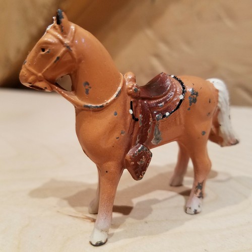 Druckguss Pferdesattel Metallfigur bemalt Western 2 3/8" groß - Swanky Barn - Bild 12 von 12