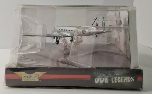 Corgi 1:144 scale C-47 Skytrain J8 101st Airborne 1:144 AA30013 - Picture 4 of 5