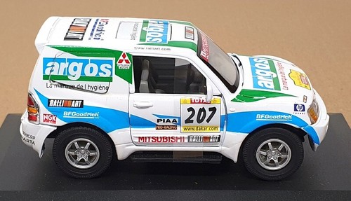 Saico 1/32 Scale Diecast TY3320 - 2002 Mitsubishi Pajero Rally Car #207 - Picture 3 of 5